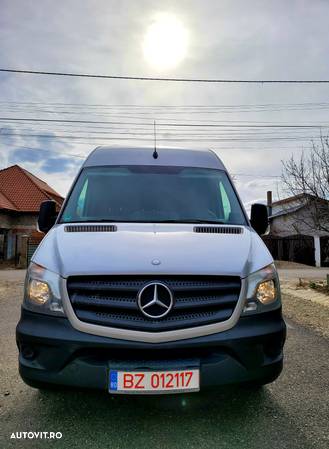 Mercedes-Benz Sprinter - 4