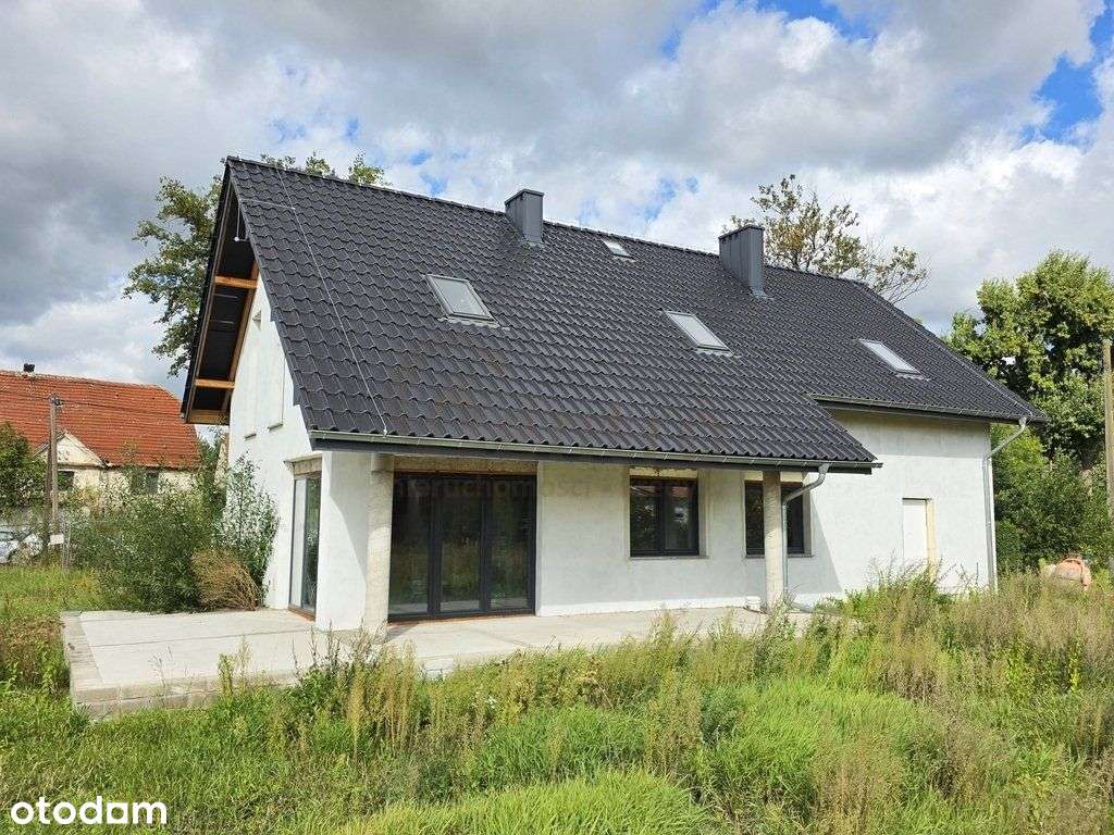 Nowy, wolnostojący dom w trakcie budowy!-1