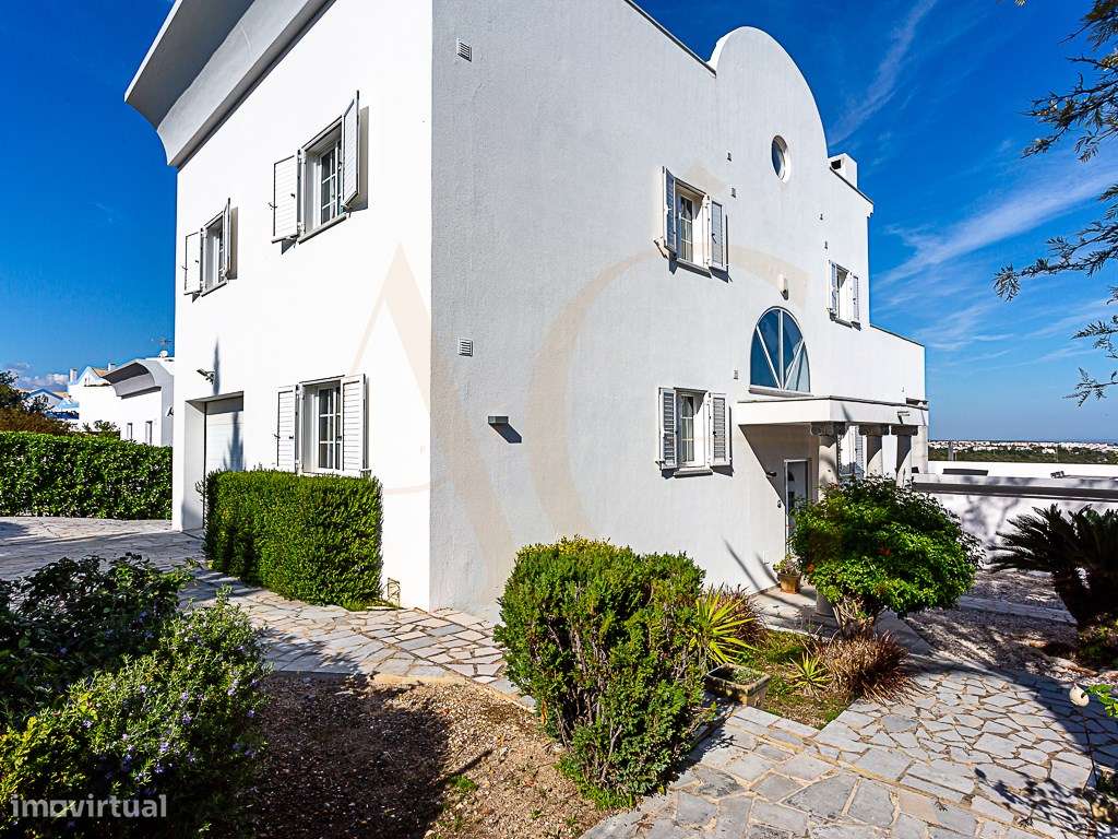Moradia Exclusiva T4 com Vista Mar e Cidade em Tavira-12
