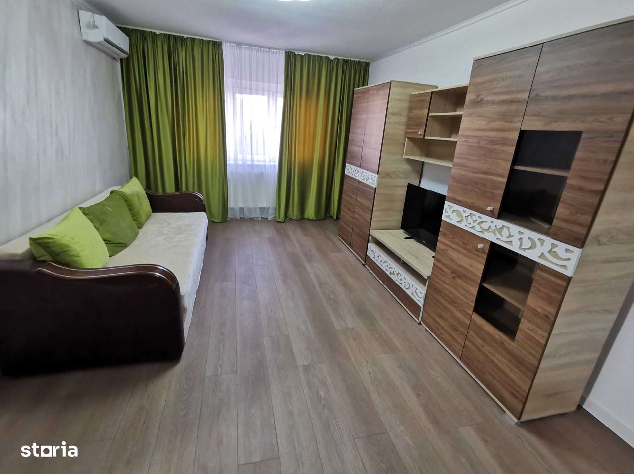 De Vanzare Apartament cu 3 camere zona Calarasi 4-0