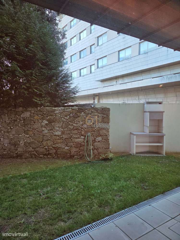 Apartamento T1 na Zona de Damião de Gois-12