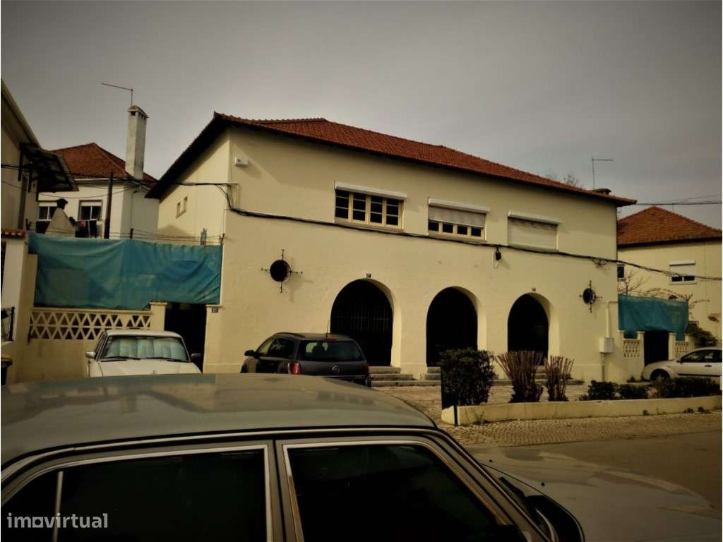 Moradia para Venda com Projeto Aprovado - Ideal para Investimento!-7