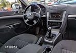 Skoda Octavia 1.8 TSI Ambiente - 24