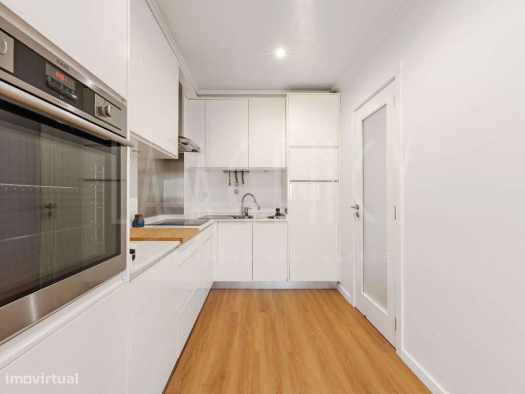 Apartamento T1 de Luxo na Guia - Condomínio Fechado com Vista Mar-24