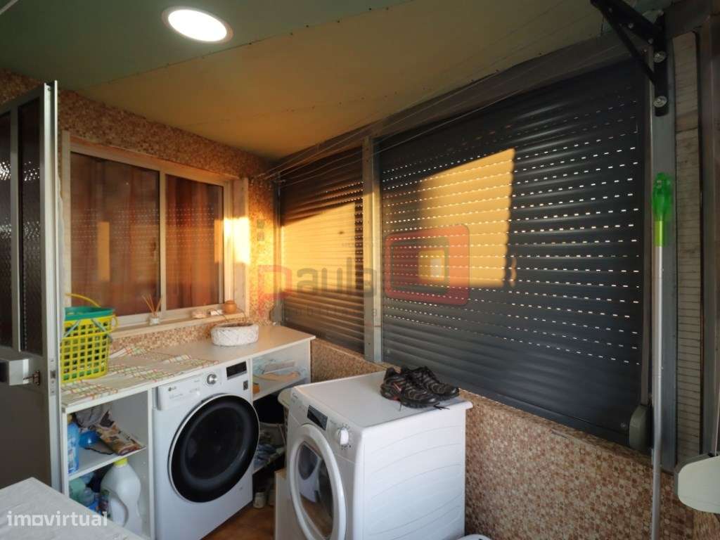 MORADIA CENTRO MONTIJO-12