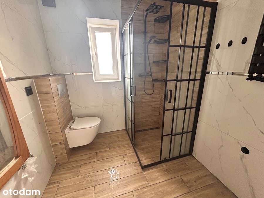 Wolnostojący dom z DUŻĄ działką 2300 m2/dla rodziny dwupokoleniowej-1