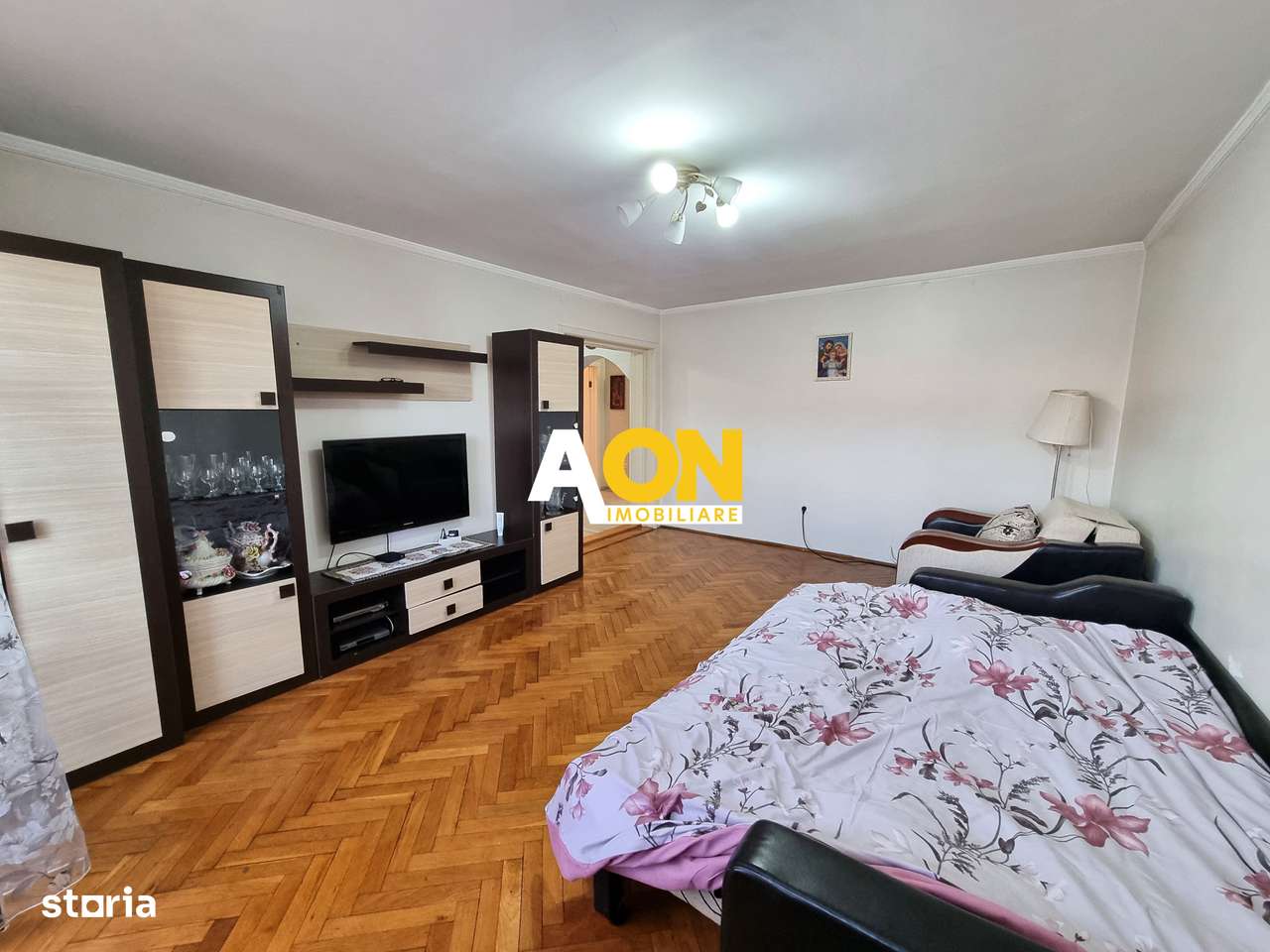 De inchiriat apartament 3 camere, zona Piata, Cetate - Imagine principală: 2/14