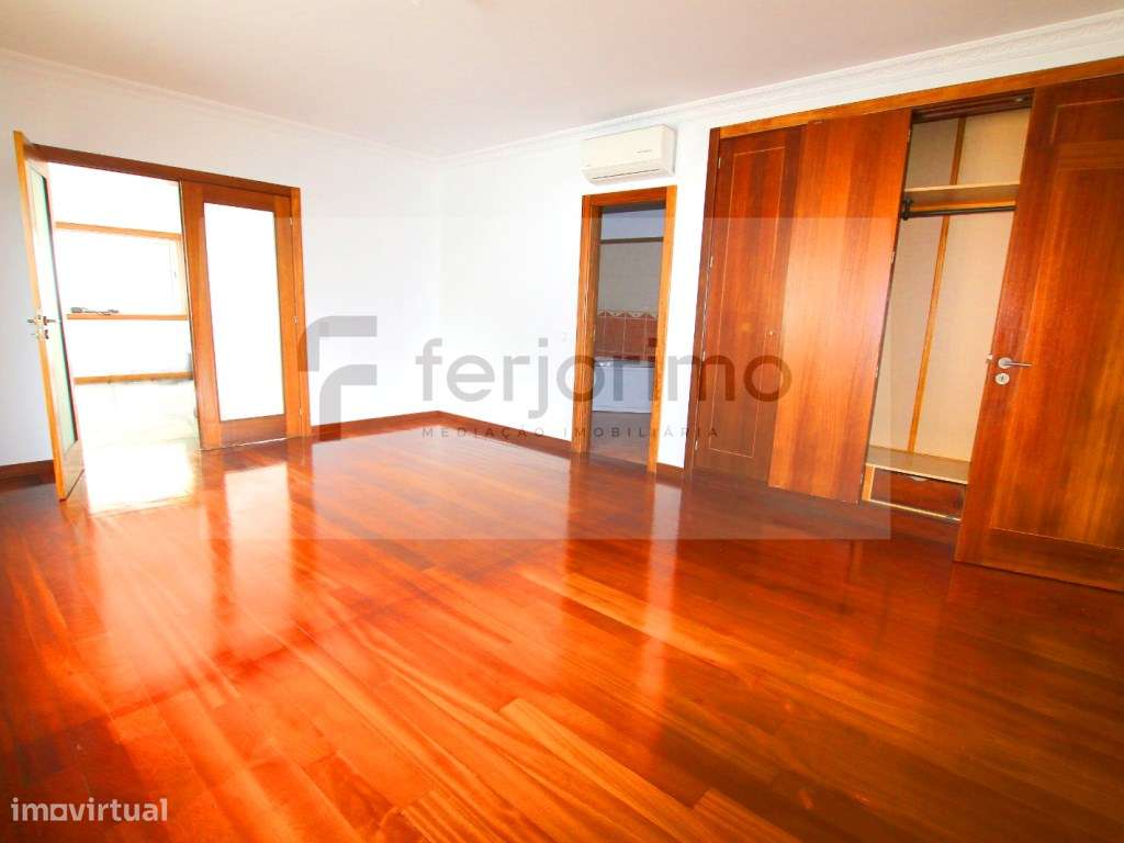 Magnífica Moradia, em zona tranquila-17