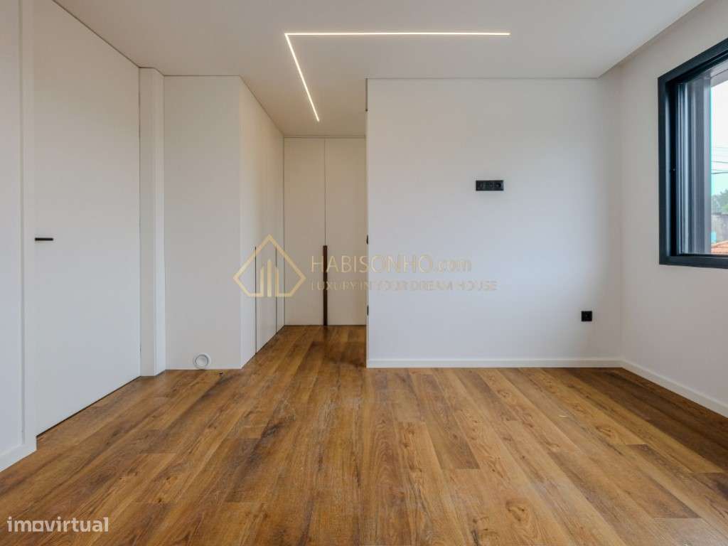 Moradia T4 C/ Piscina | Gulpilhares | Vila Nova de Gaia-24