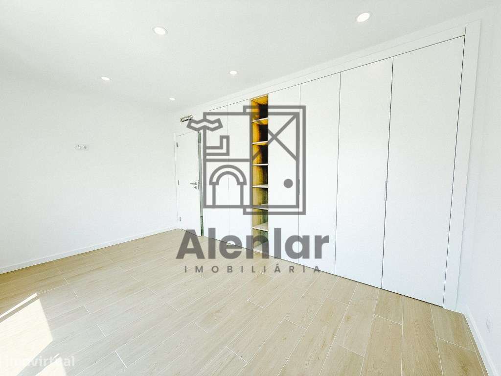 NOVA Moradia V4 a 800 metros da praia NOVA-48