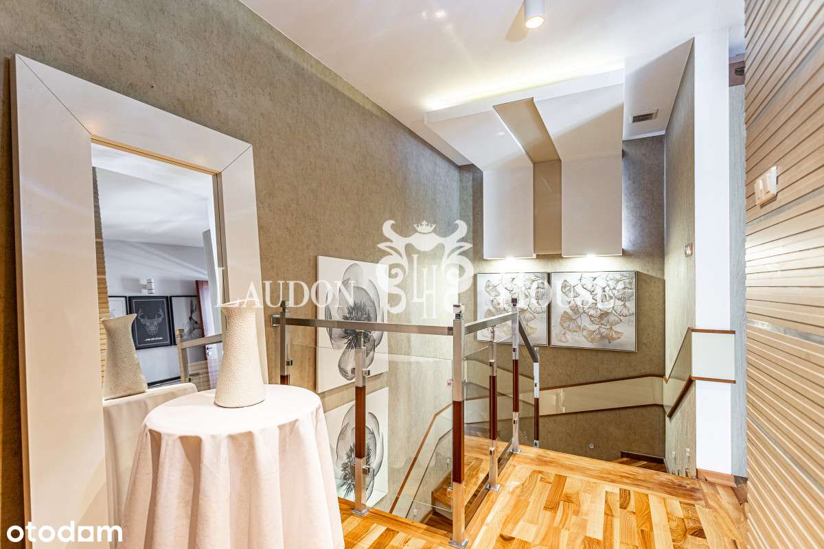 Dom wolnostojący na zamkniętym osiedlu-9