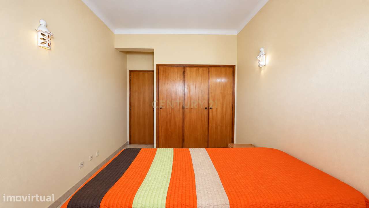Apartamento T2 com Piscina, Elevador e Varanda Virada a Sul | Albufeir-22