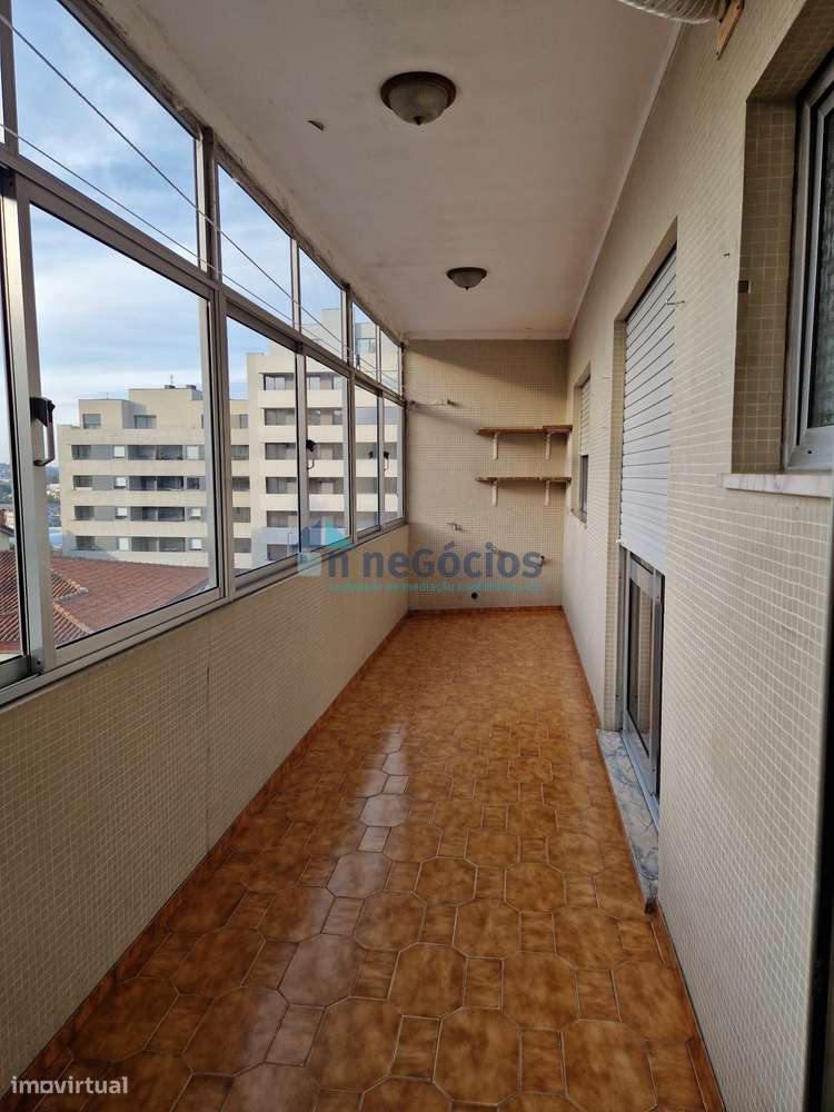 T4 com garagem no centro de Oliveira de Azeméis - Grande imagem: 5/18