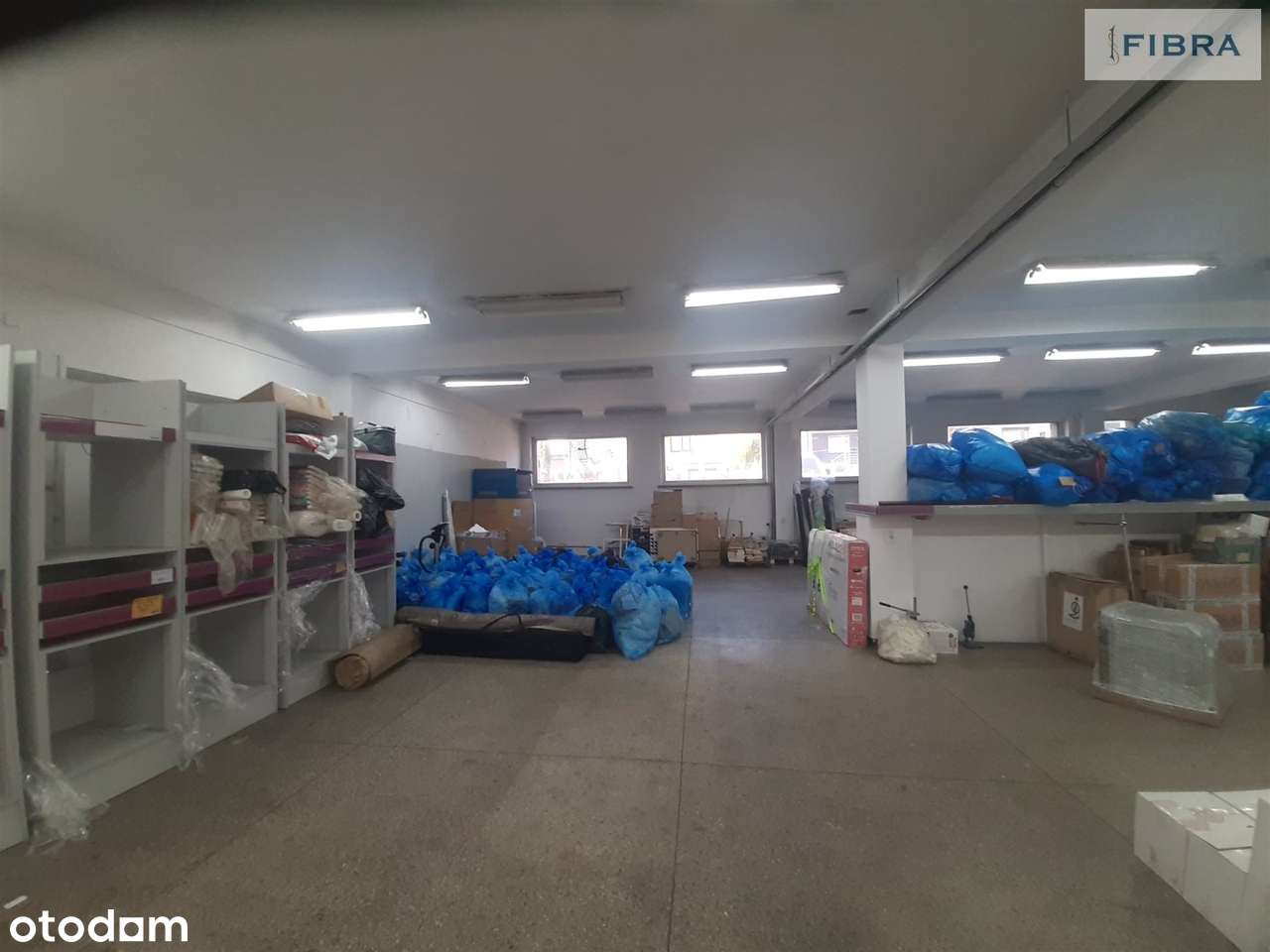 Polan - 2 sale sprzedażowe, każda o pow. 270m2 - Pełny obrazek: 5/20