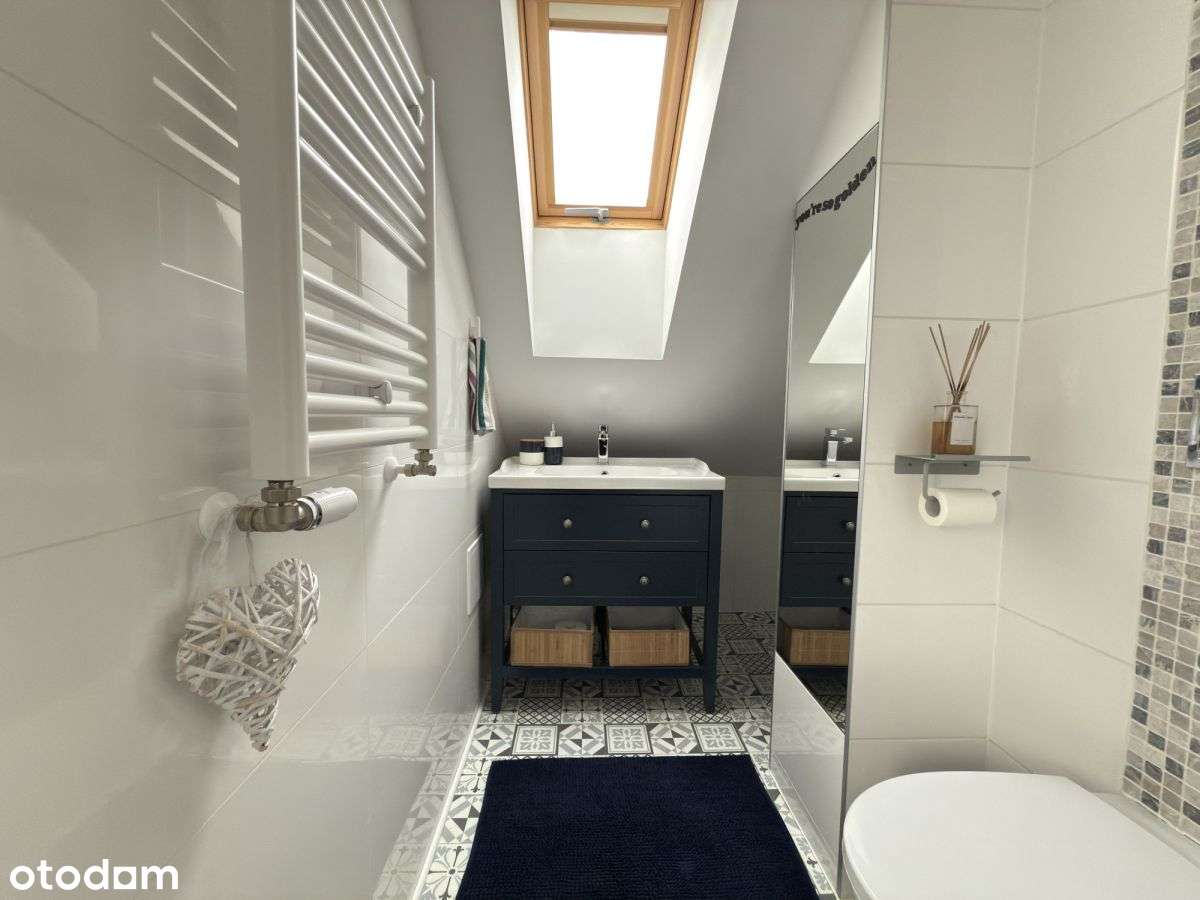 Dwupoziomowe przytulne mieszkanie, z ogrodem-13