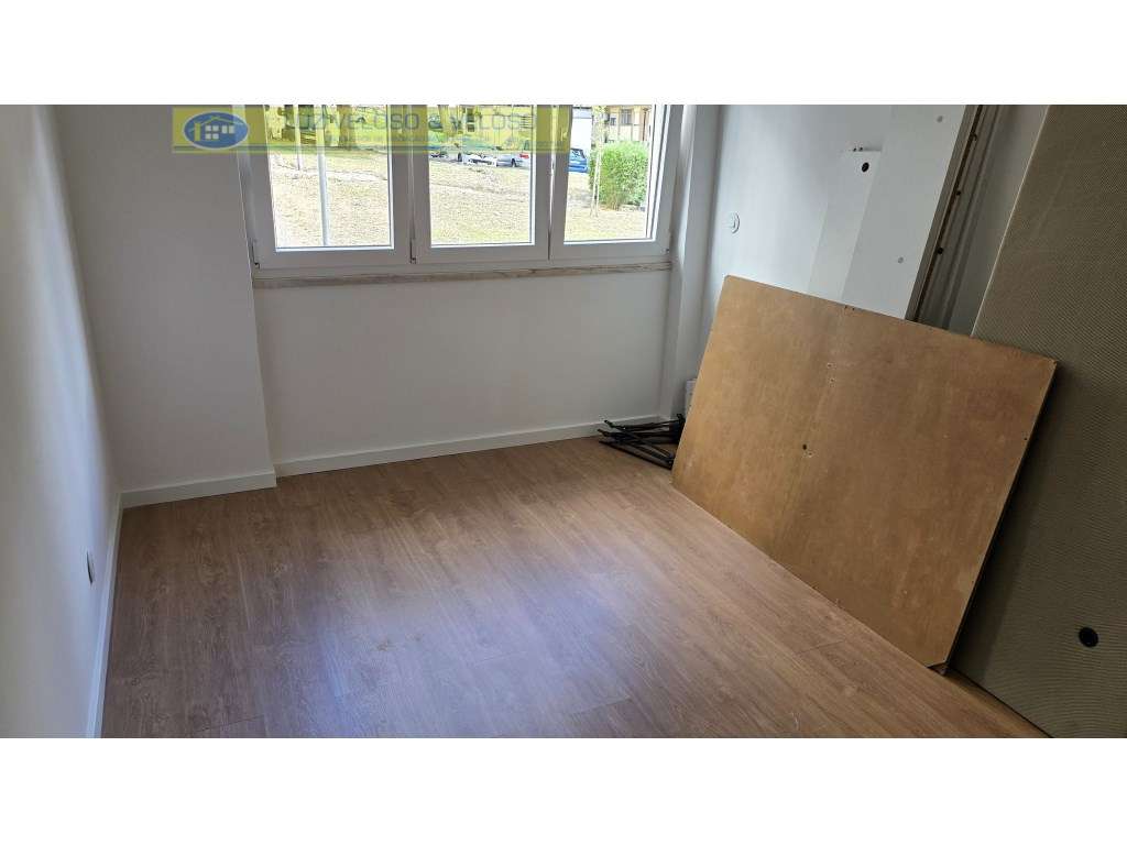 T2 Serra das Minas, remodelado, Arrecadação/Garagem-27