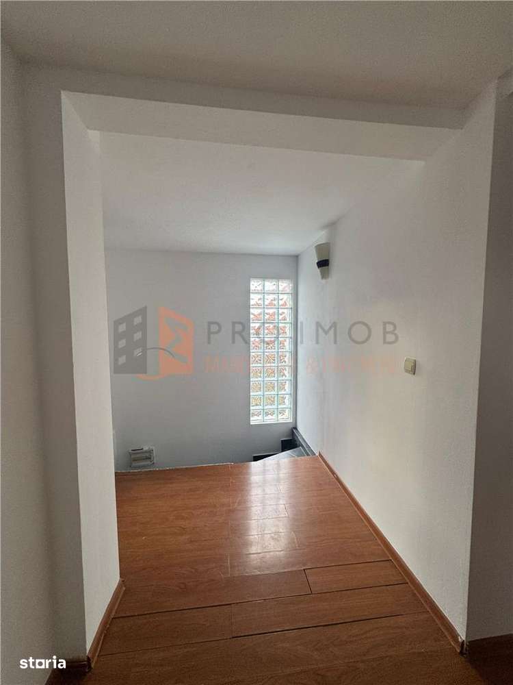 Casa tip P+1E+M zona Unguriu-9