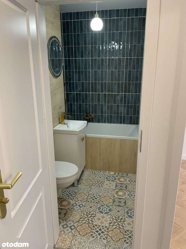 Sprzedam Mieszkanie 2-pokojowe, po generalnym remoncie , bezpośrednio - Pełny obrazek: 2/20