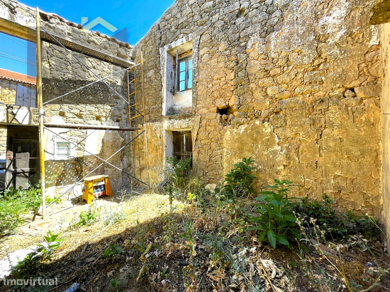 Moradia para Restaurar T0 Venda em Escalos de Cima e Lousa,Castelo Bra - Grande imagem: 4/9