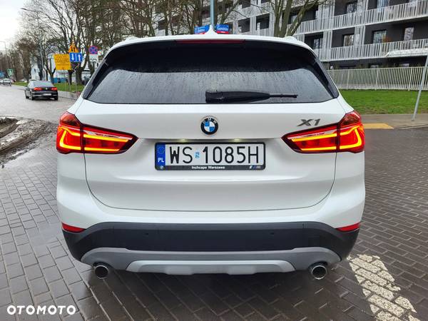 BMW X1 xDrive20d xLine sport - 30