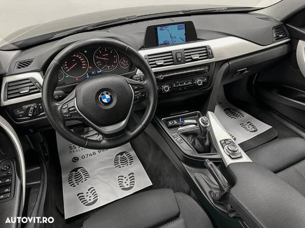BMW Seria 3 318d - 23
