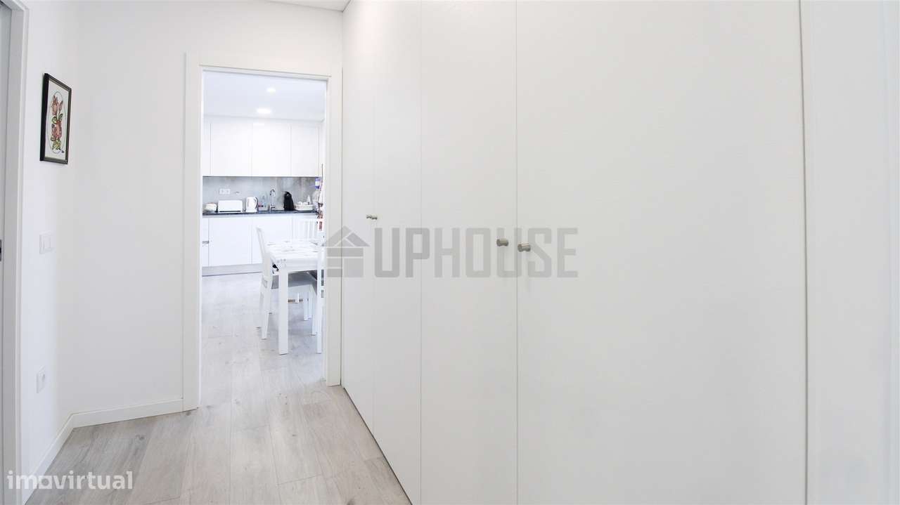Apartamento T1 Recente com Garagem | Próximo do Politécnico-4
