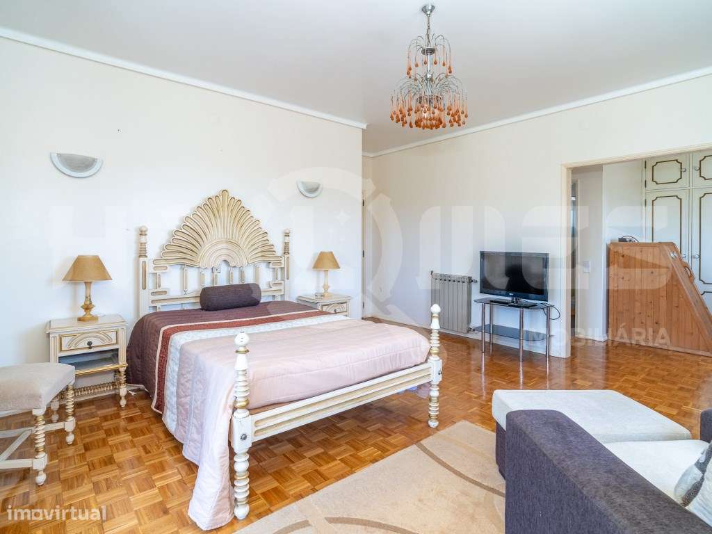 Moradia | Qualidade de Construção | Anexos | Jardim | Garagem | Charme-35
