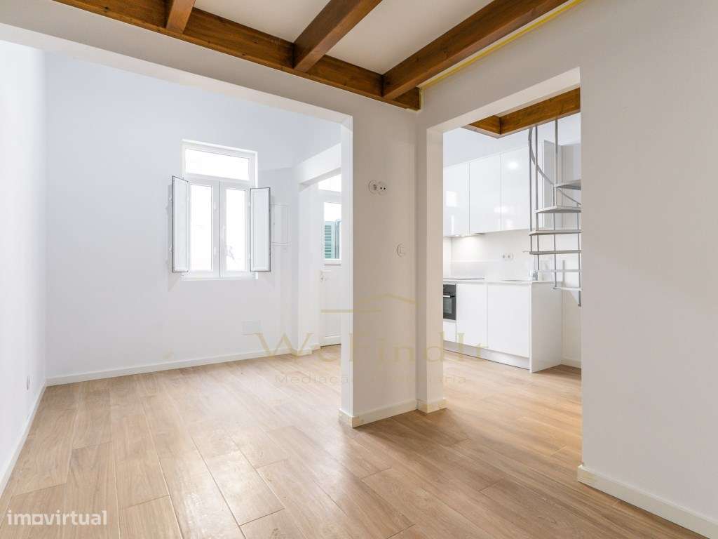 Charmoso e luminoso T1 no coração de Lisboa, com logradouro privativo - Grande imagem: 3/10