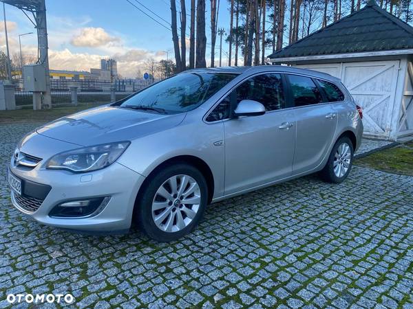 Opel Astra 2.0 CDTI DPF Sports Tourer - 4