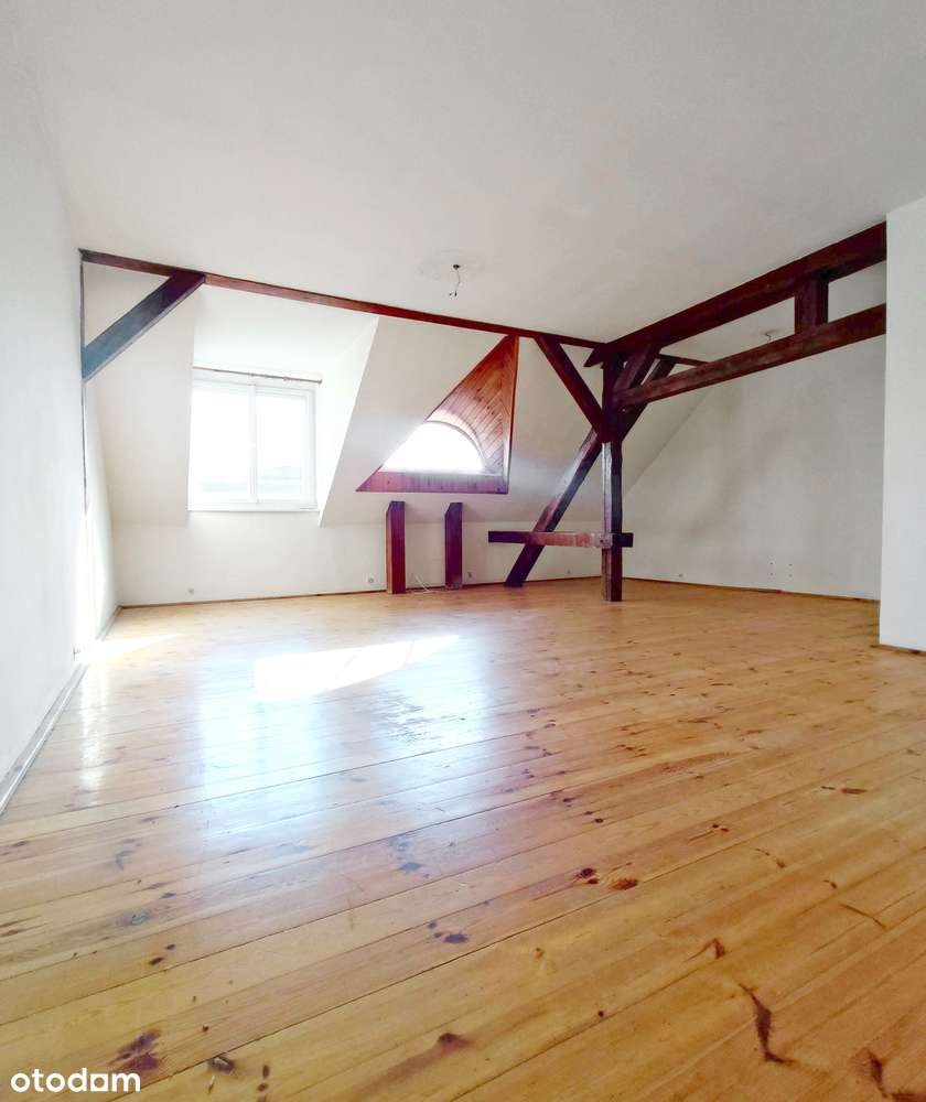 Fantastyczne Mieszkanie na Poddaszu w Samym Centrum - Super Cena