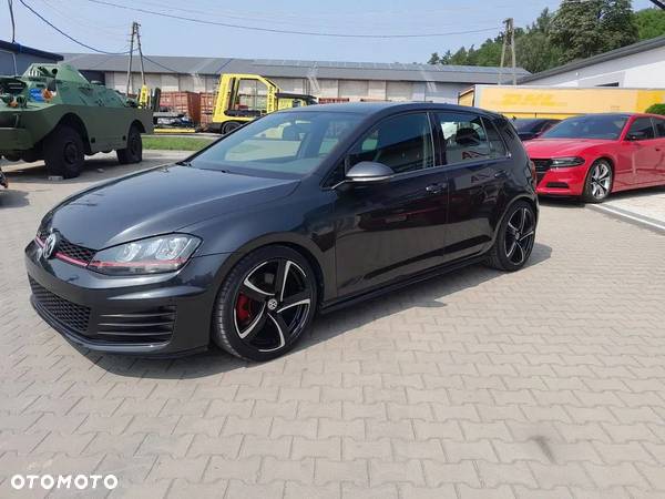 Volkswagen Golf GTI BlueMotion Technology DSG - 3