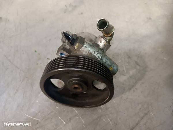 BOMBA DE DIRECÇÃO / DIREÇÃO ASSISTIDA CITROEN XSARA / PEUGEOT 306 1.9TD 9631923580 - 1