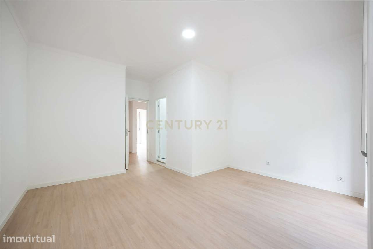 Apartamento para venda na rua de aveiro - 3 Quartos e 3 WC-5