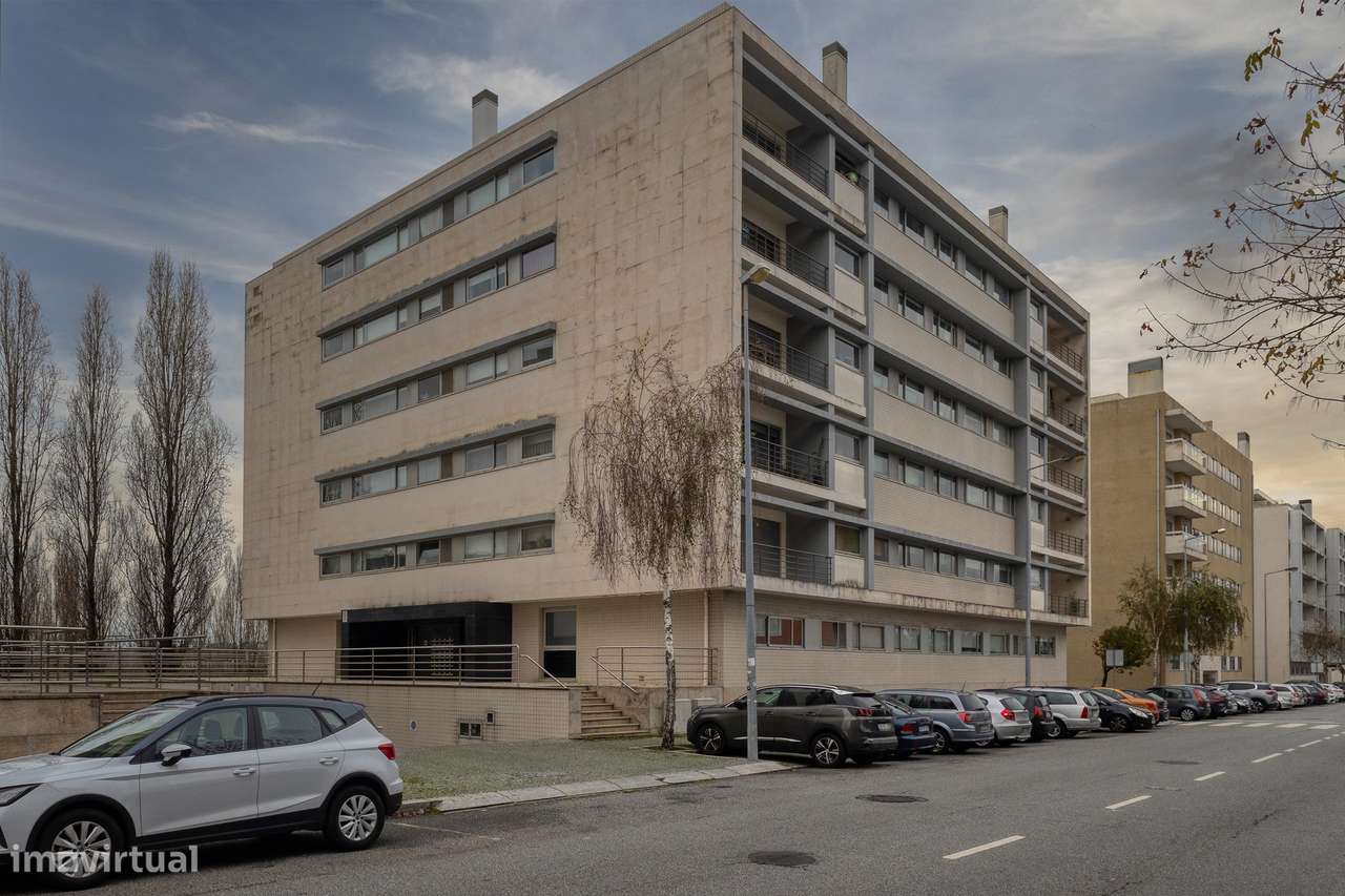 T2+1 Zona Prime na Cidade da Maia com garagem para 2 carros. - Grande imagem: 2/30