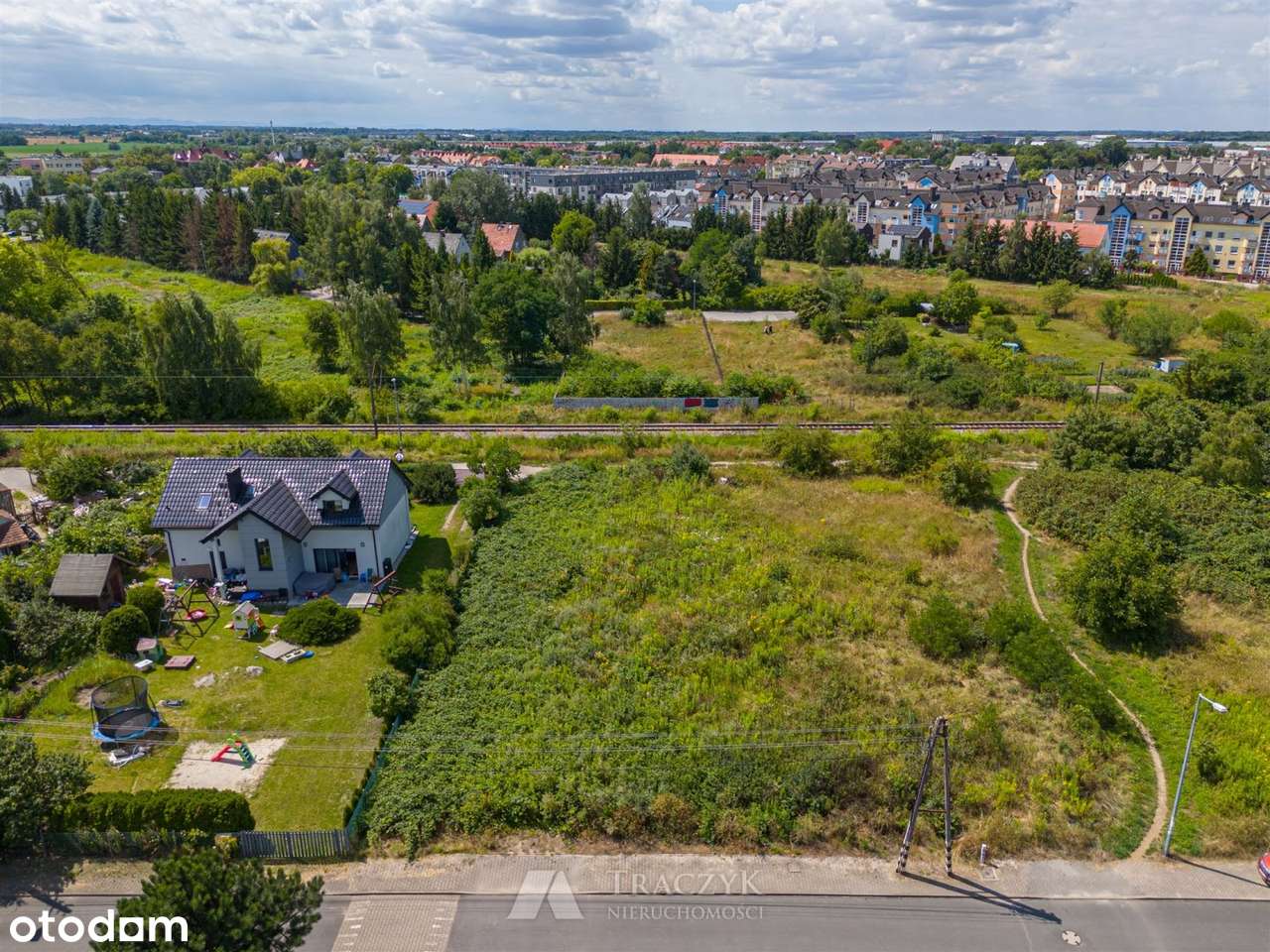 15 min od centrum,media,dostęp do dróg publicznyc-2