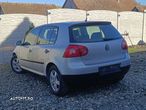 Volkswagen Golf - 3