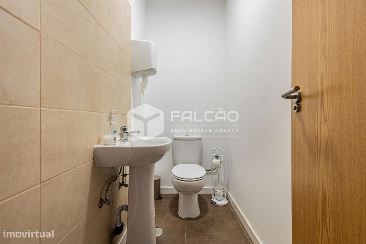 Loja T7 Venda em Santarém (Marvila), Santa Iria da Ribeira de Santarém-46