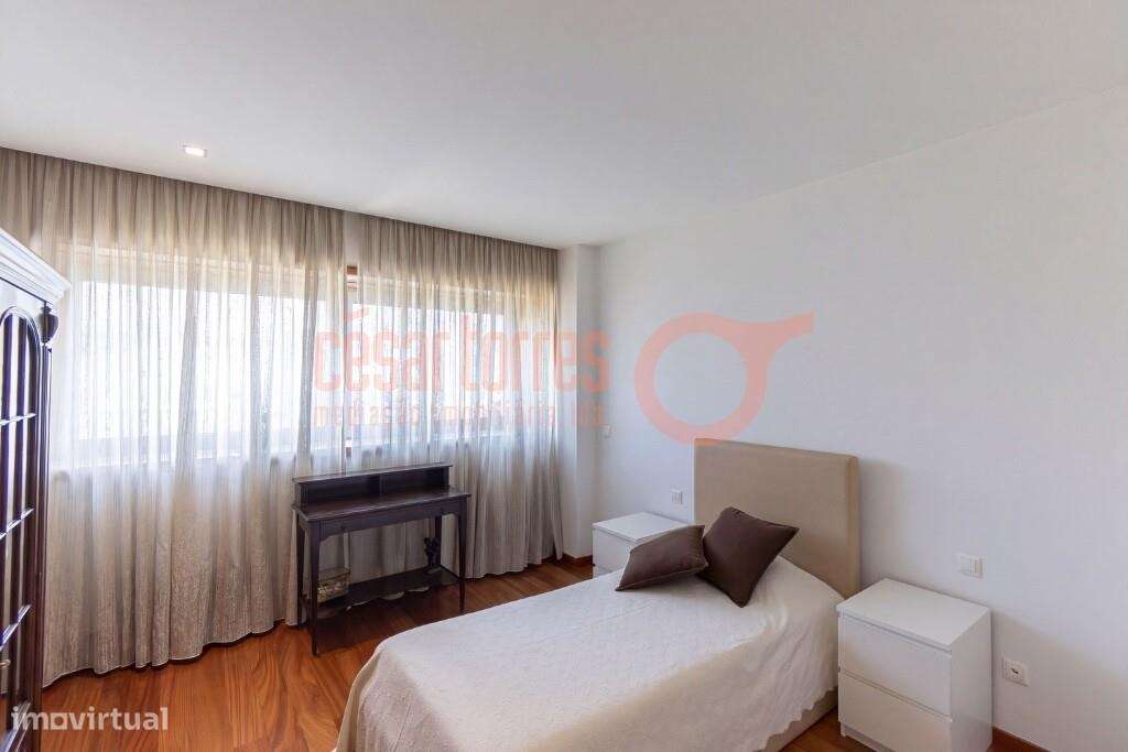 Excelente T3 aproximadamente a 500m da praia da Granja-12