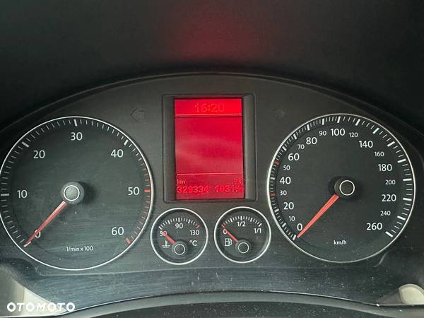 Volkswagen Golf V 1.9 TDI Trendline - 8