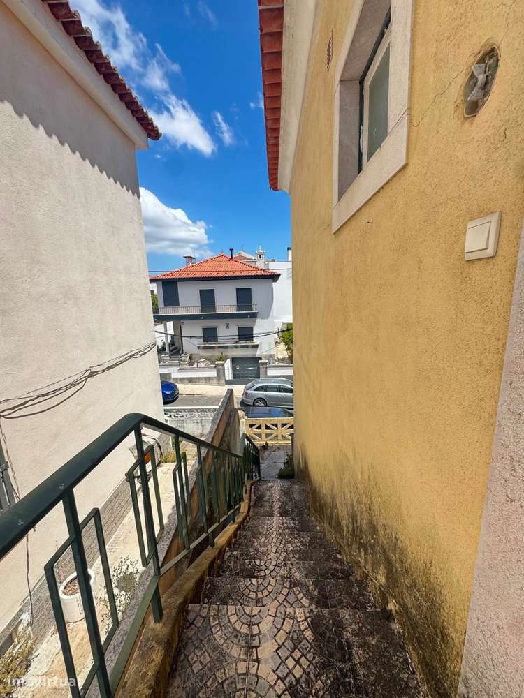 MORADIA PARA OBRAS TOTAIS EM CARNIDE-3