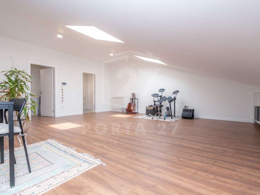 Apartamento T3 Duplex | Figueira da Foz, Coimbra-26