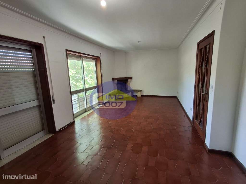 Moradia T3 em Miramar-18