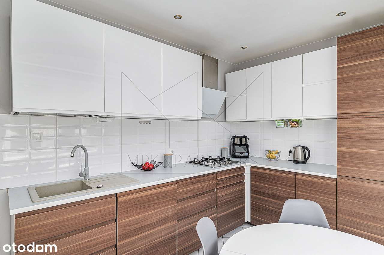 Przestronny, dwupoziomowy apartament 30 minut od centrum Warszawy!-4