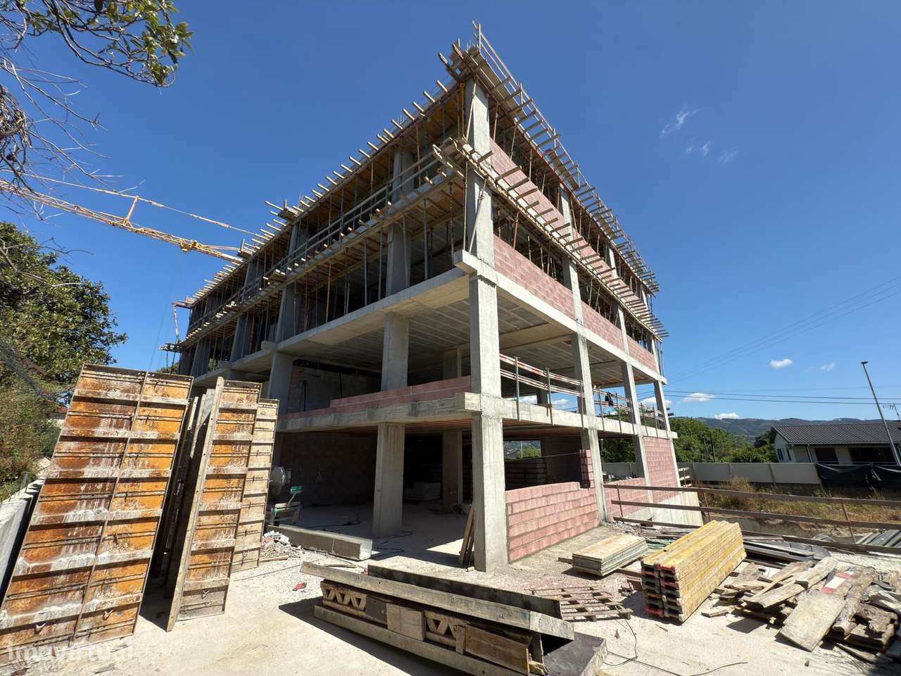 Apartamento T3 Novo em Ferreiros – Amares-9