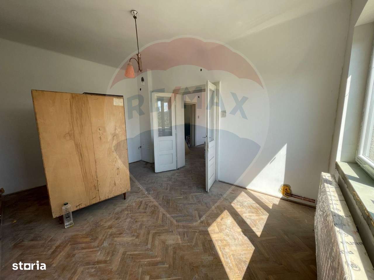 Casă spațioasă cu potențial investitional în zona Ultracentrala Turda - Imagine principală: 4/20