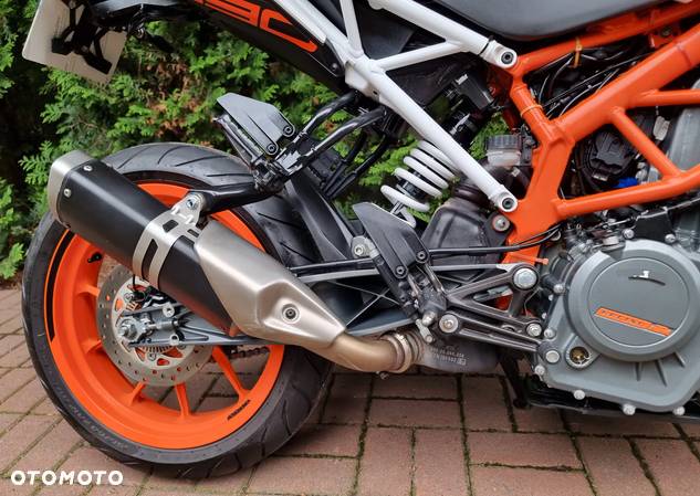 KTM Duke - 13