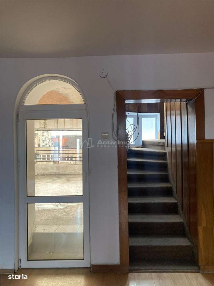 Unic! Penthouse 94 mp + terasa 40 mp, 2 parcari, Centrul Civic, Brasov - Imagine principală: 3/8