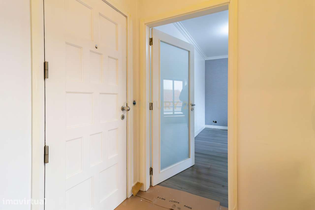 Elegante apartamento T1, no coração da cidade. - Grande imagem: 4/14