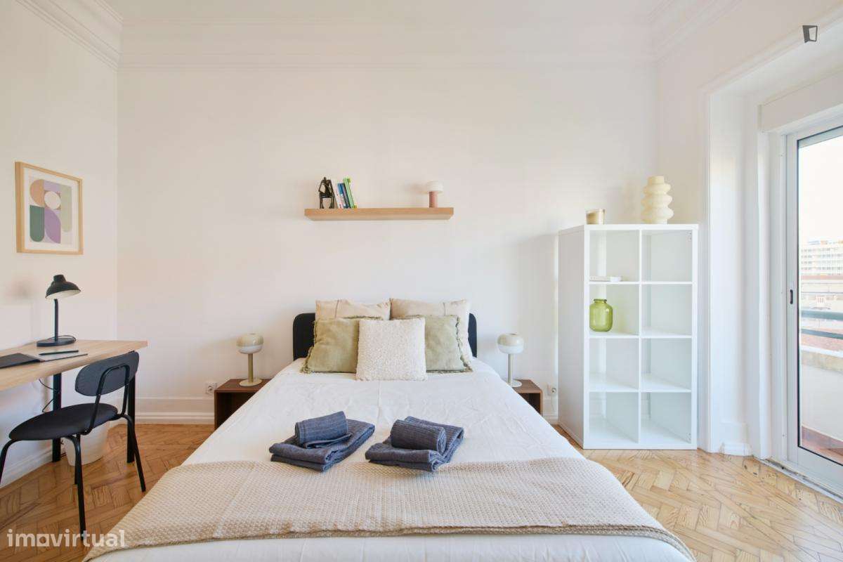 Quarto - localizado em Entrecampos Lisbon - Grande imagem: 5/51