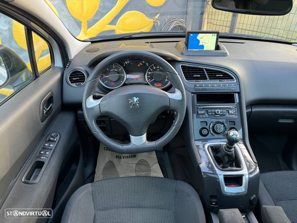 Peugeot 5008 1.6 HDi 7L Allure - 12